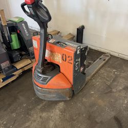 2021 Toyota Walkie Pallet Jack Forklift 