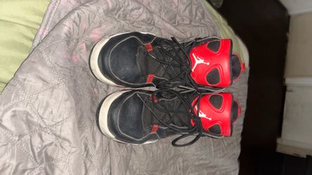 Men’s Jordan’s 9.5 20$