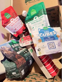 Free Cat food and treats!