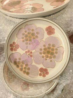 Vintage dinnerware