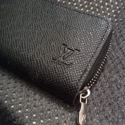 Louis Vuitton ✨Leather Wallet