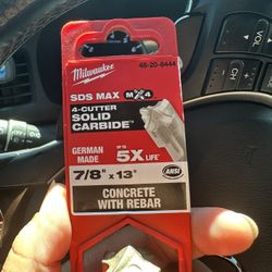 Milwaukee 7/8 in. x 13 in. 4-Cutter SDS-MAX Carbide Drill Bit