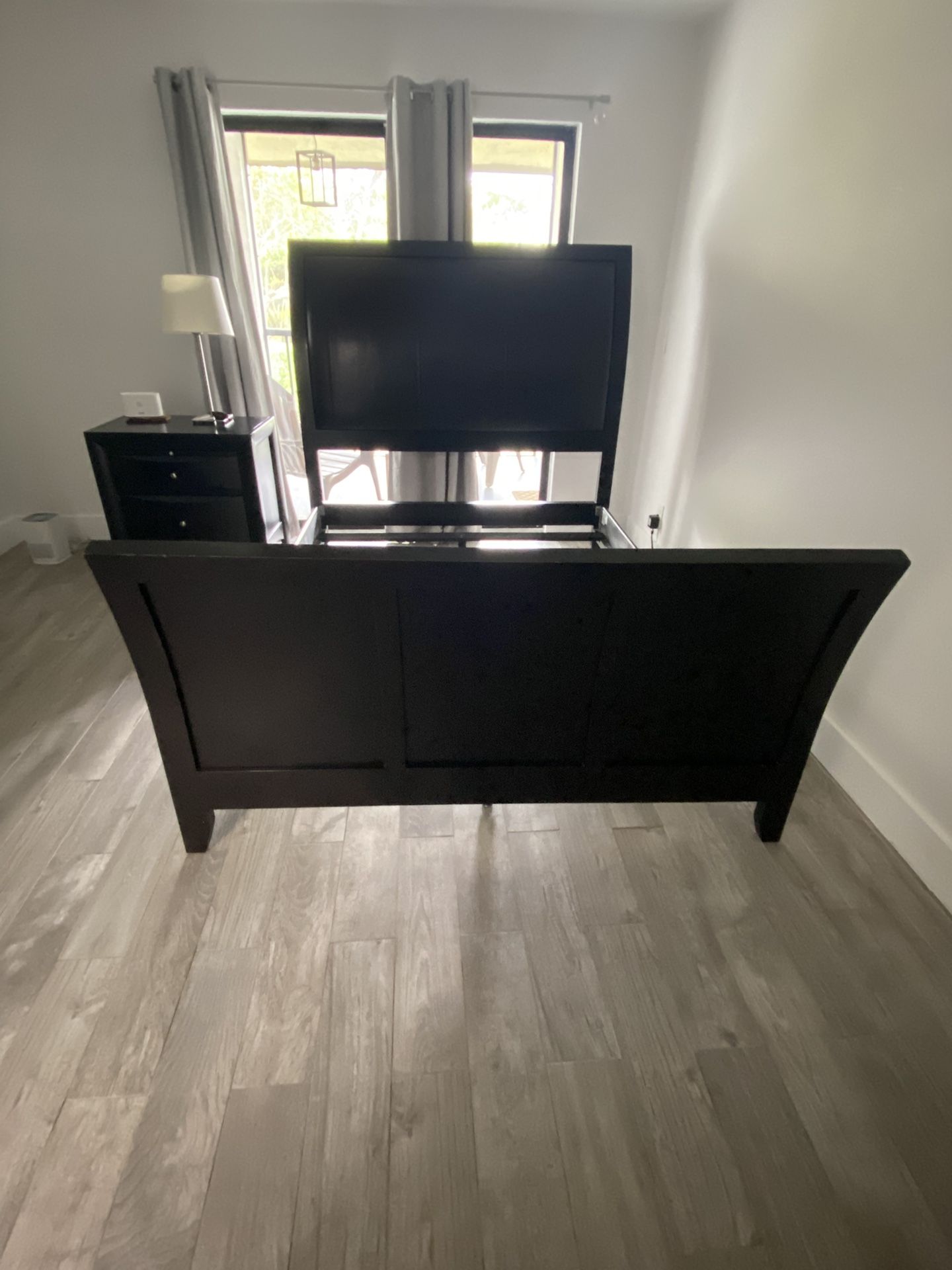 Queen Bed Frame With Headboard