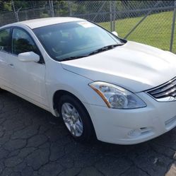 2012 Nissan Altima 25