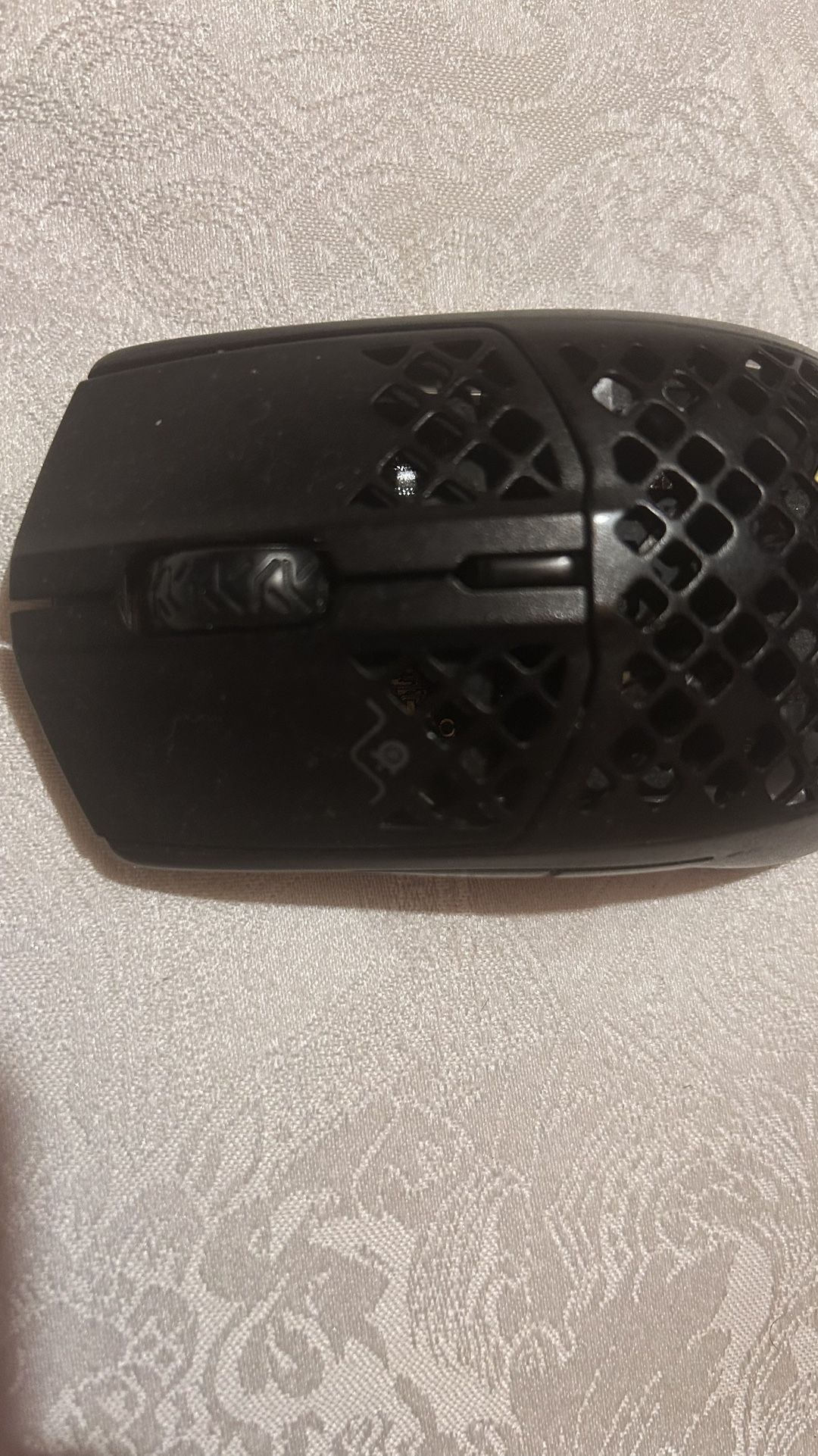 logitech aerox 3 wireless