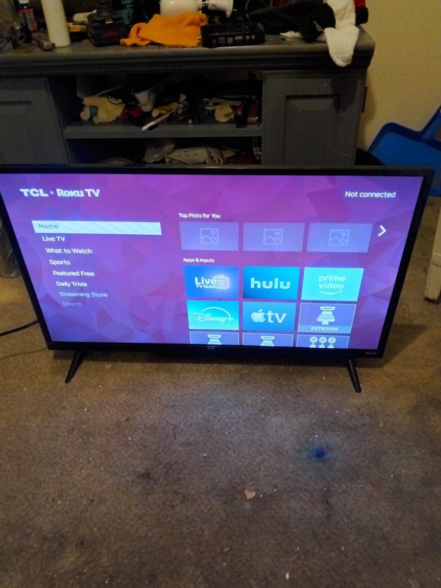 2roku 32in Smart Tvs