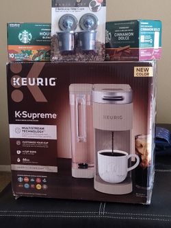 Keurig Coffee Maker, Coffee and Refillable Cups