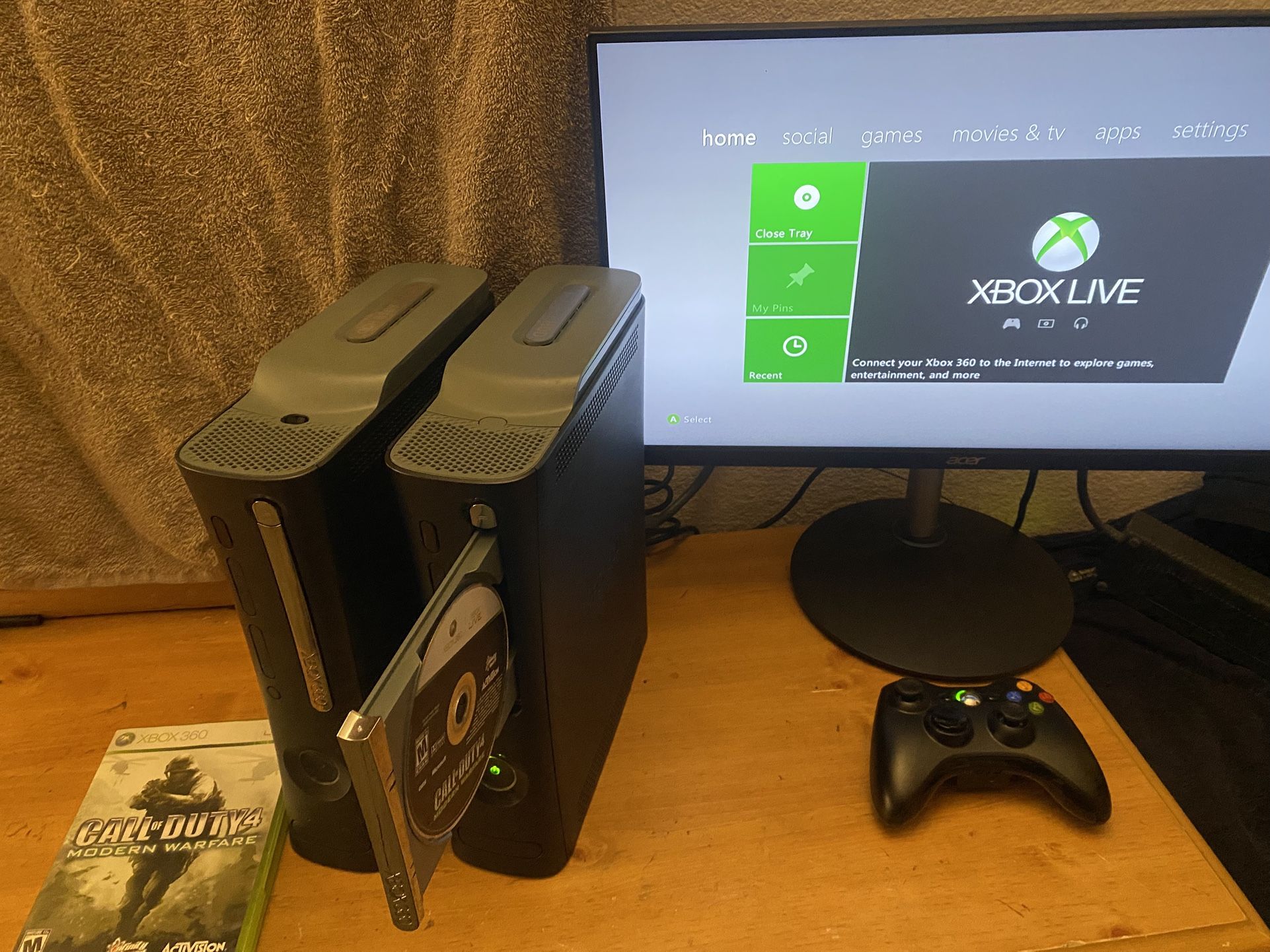 Xbox 360 Both Consoles 4 $100