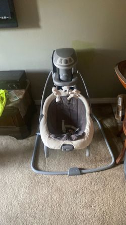 Baby rocker/ swing