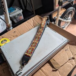 Vintage 1960s/1970s woven camera strap