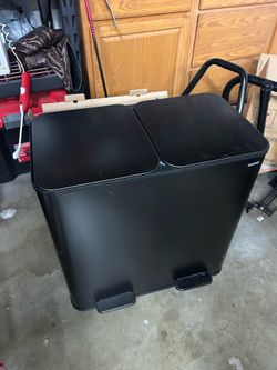 Govee Trash Bin