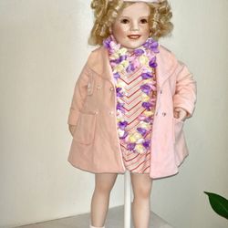 18” Elka Hutchens “Shirley Temple” Adorable Porcelain Doll beautiful smile Excellent Condition is Used 