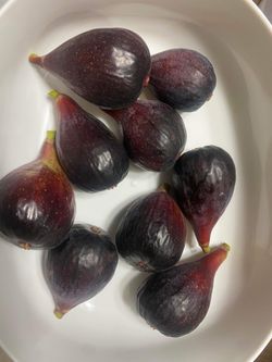 Black Organic Figs