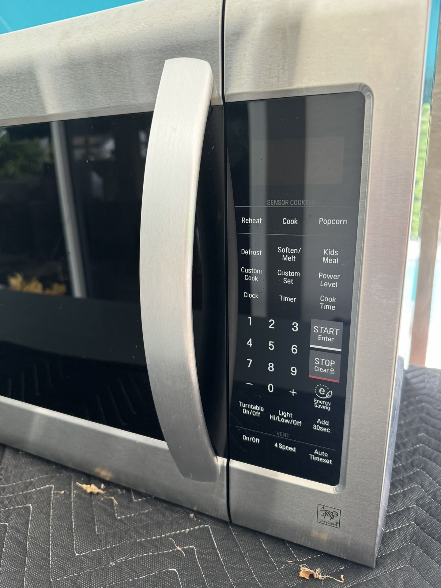 Microwave Over Range / Microwave Encima De Fogón