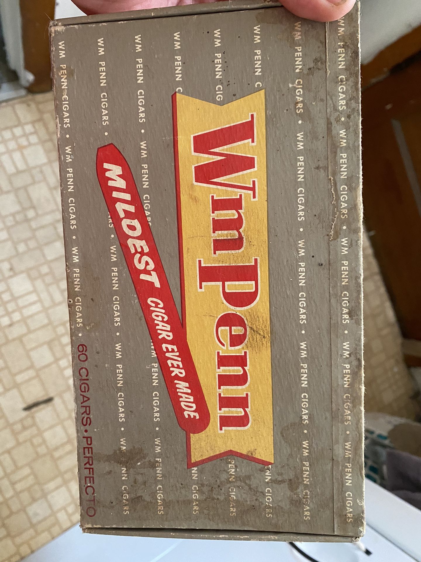 1950 Vintage Cigar Box