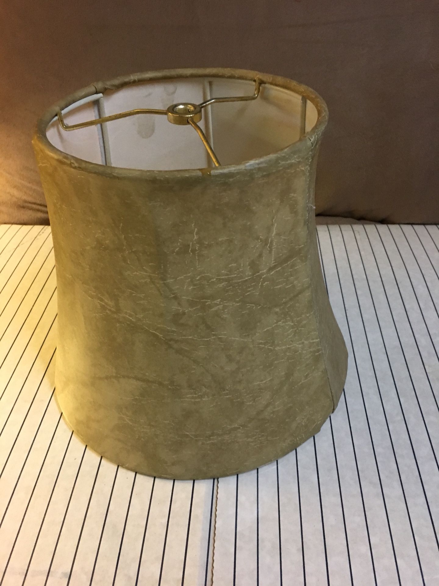 Lamp shade. 9 inch