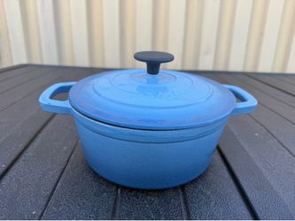 Smith & Clark Cast Iron 3-qt. Dutch Oven