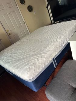 Queen size bed and frame