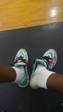 Kyrie 5 low