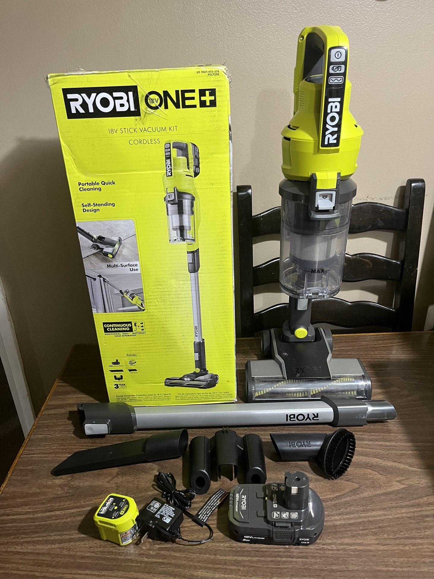 Ryobi 18v ONE+ Stick Vacuum Kit
