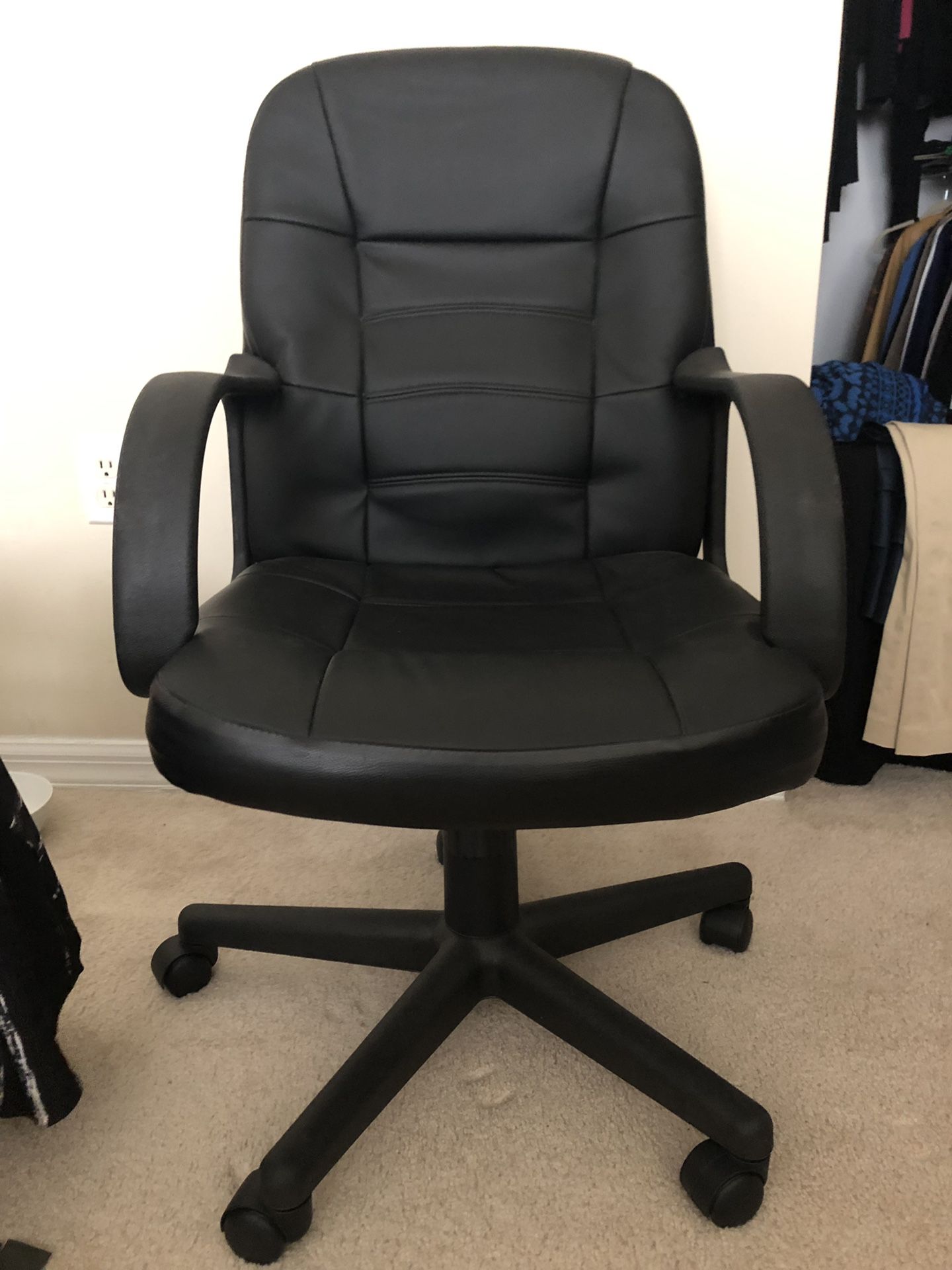 Black Leather Office Chair Like New