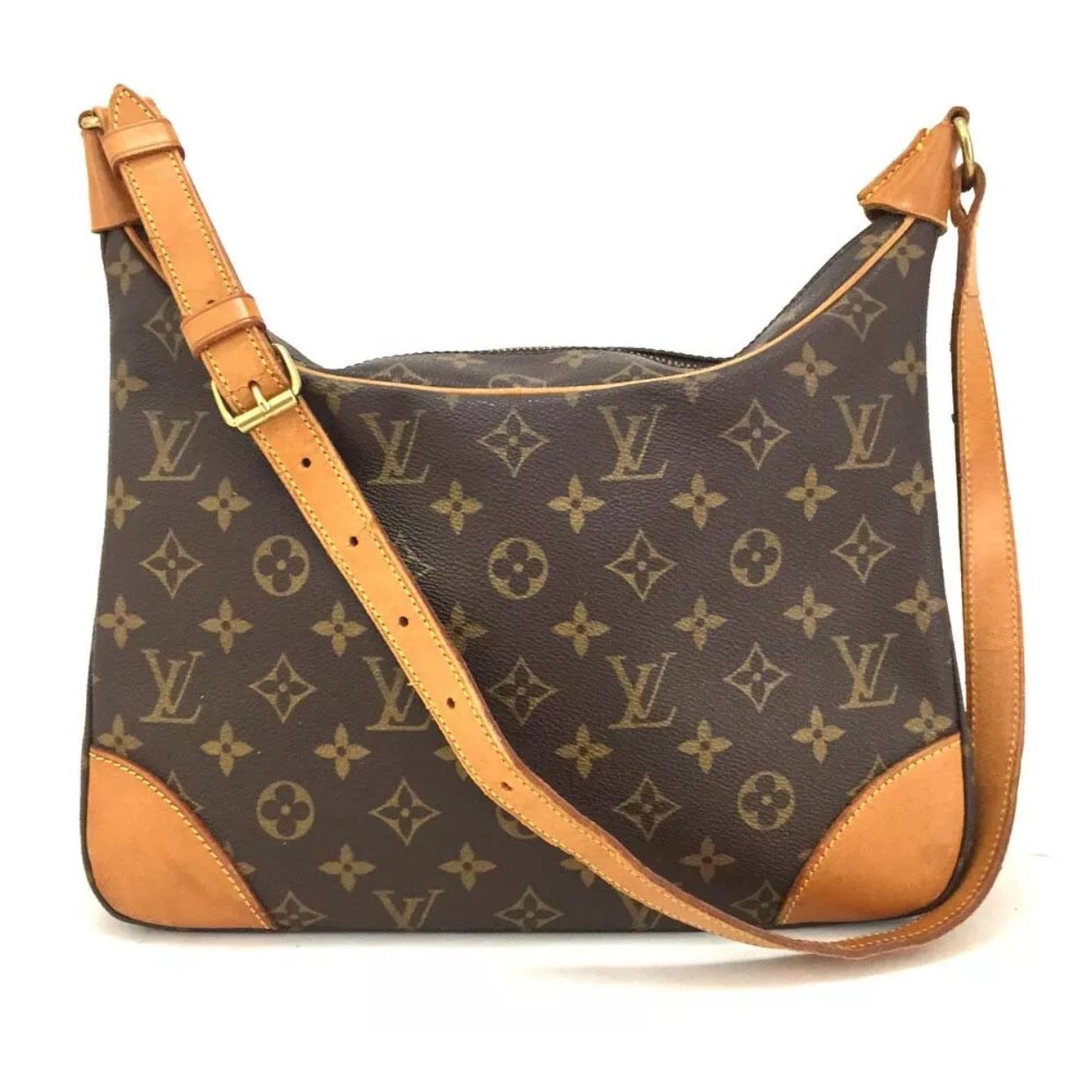 Louis Vuitton Monogram Boulogne 30 Shoulder Bag 💼