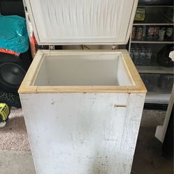 Deep freezer