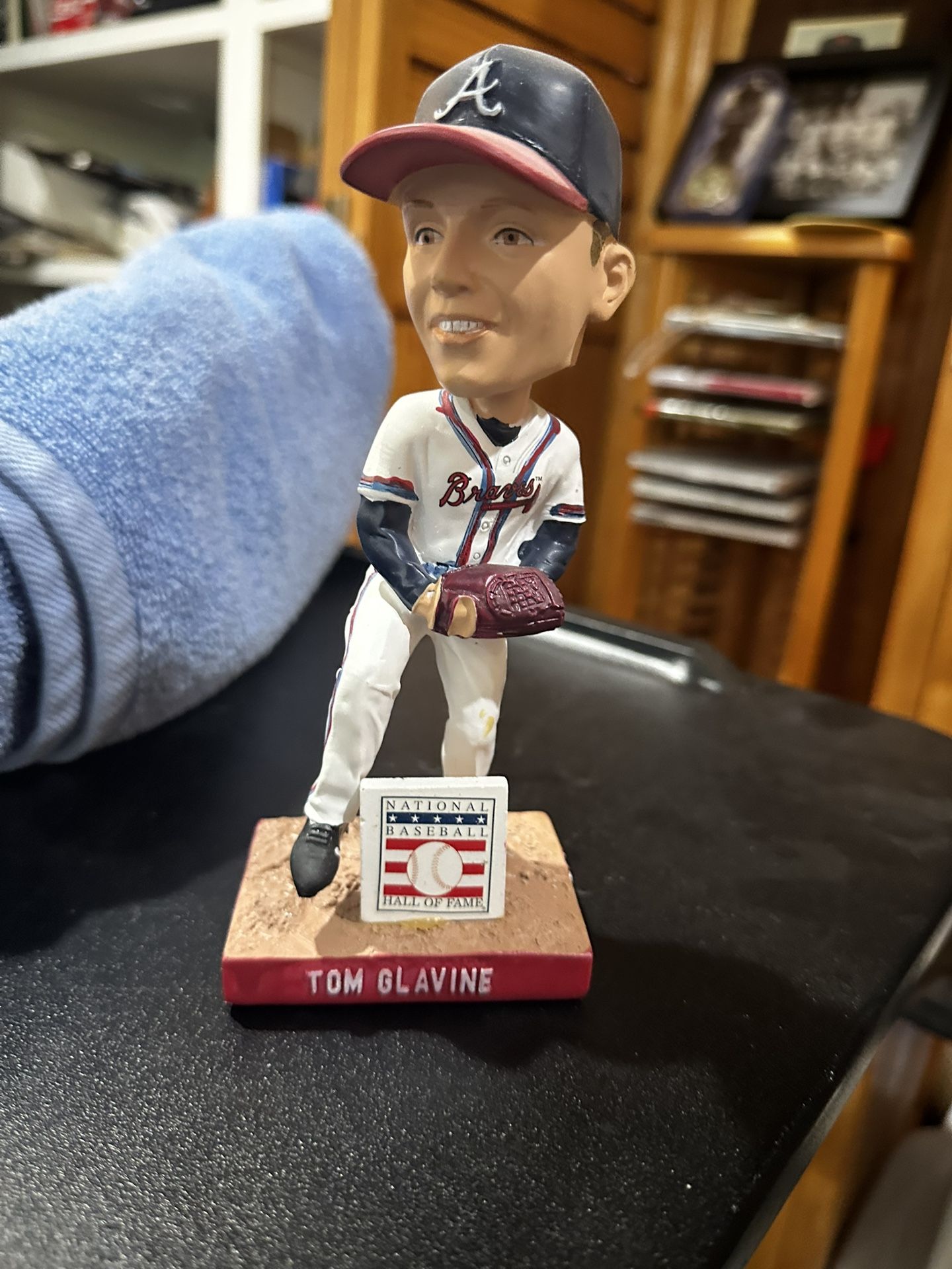 Tom Glavine Figurine