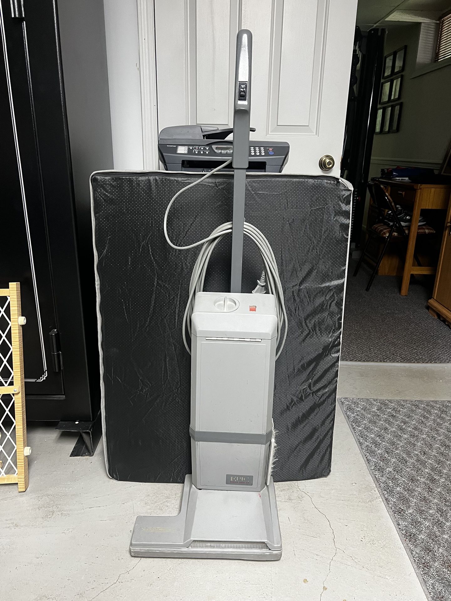 FREE Electrolux Epic Series 3500 SR Upright Vacuum