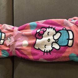 Hello Kitty V-Day Blanket
