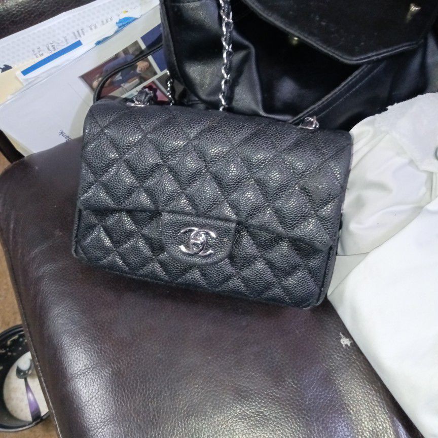 REAL Chanel Bag for Sale in San Bernardino, CA - OfferUp