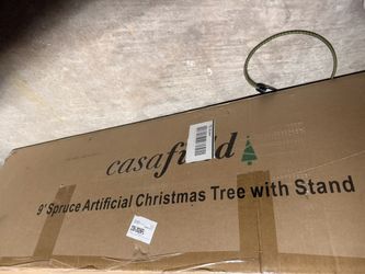 9’ Spruce Christmas Tree, No Lights