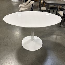 Oval White Table!!