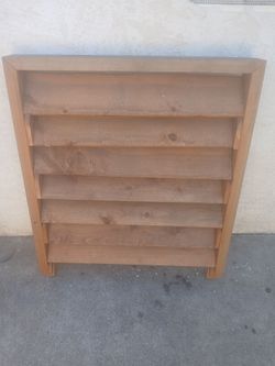 Wooden Bookshelf with 5 Shelves