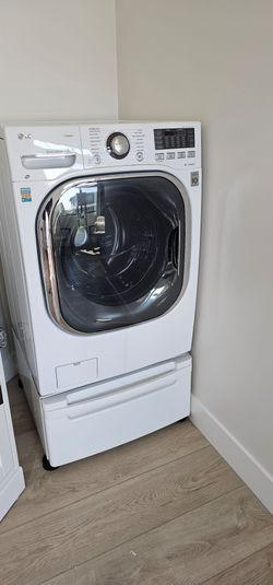 LG Washer Dryer Combo and pedestal ... works great! $750