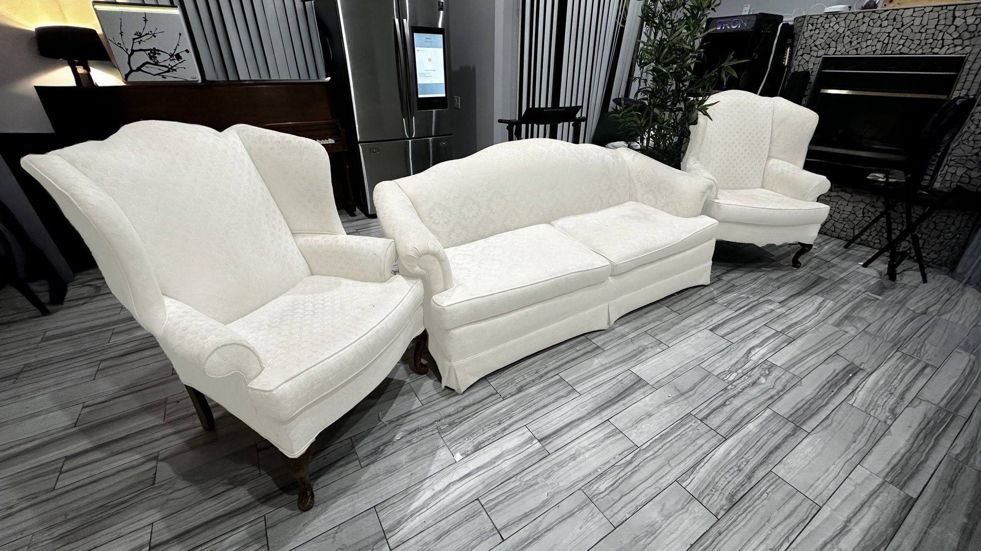 FOR SALE: Vintage Sofa & (2) Matching Wingback Chairs – $350 OBO (Holiday, FL) - $350 (Holiday)