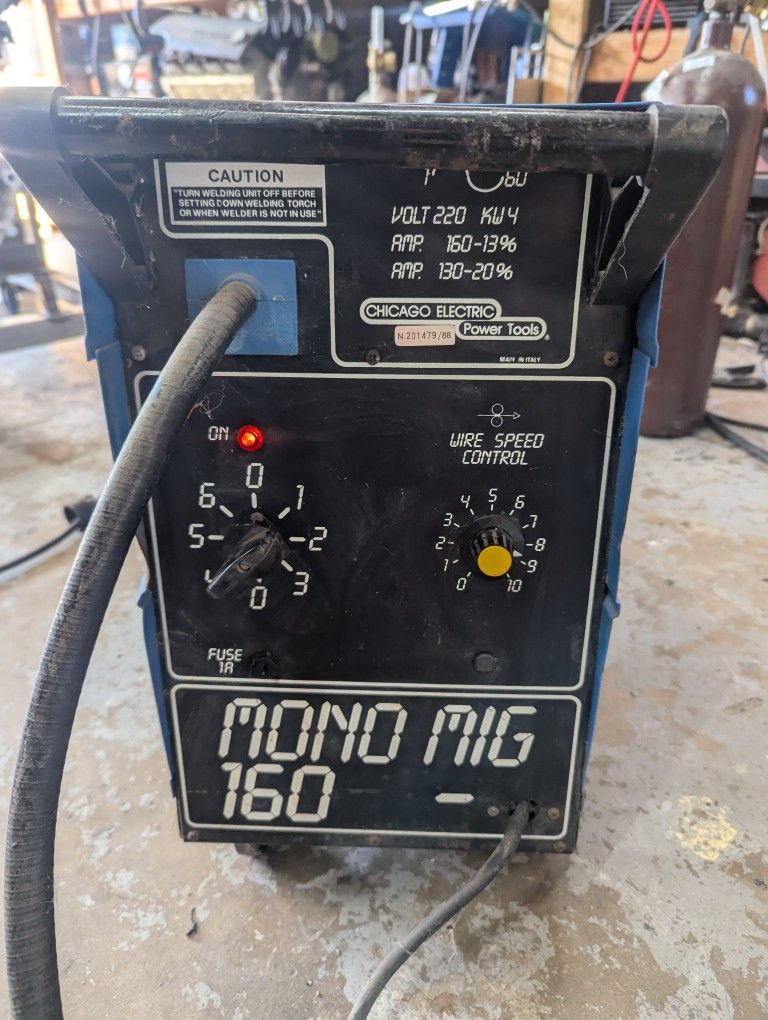 Mig Welder - Mono Mig 160 220V Welder