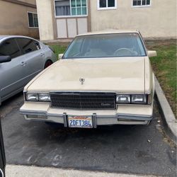 Cadillac Coupe Deville 