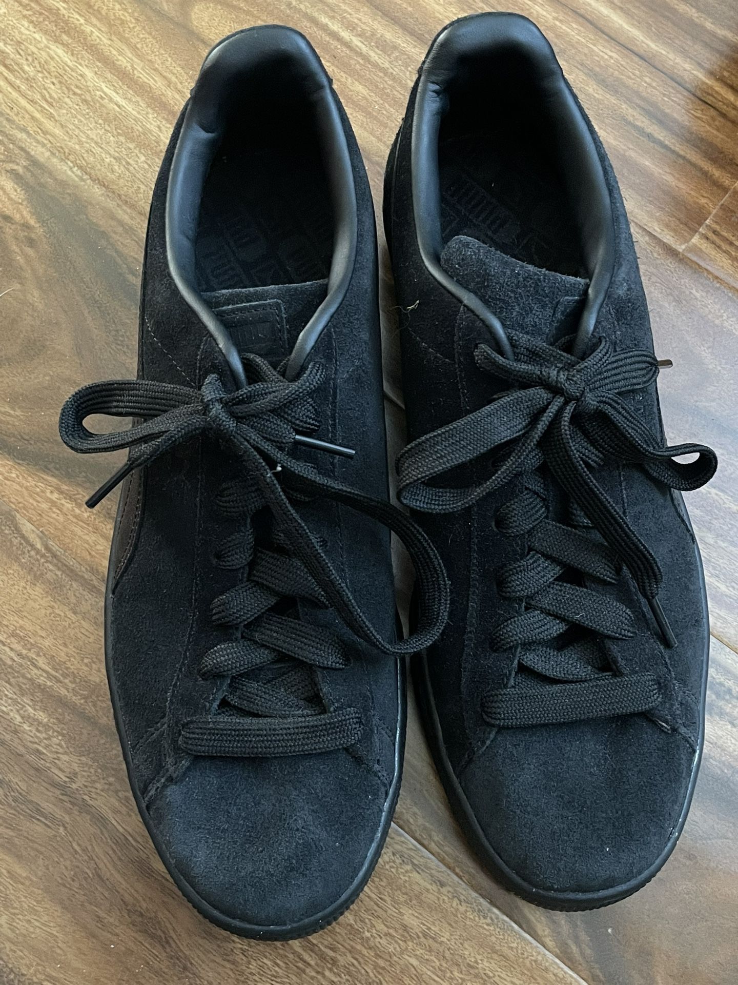 REDUCED Puma Sneakers