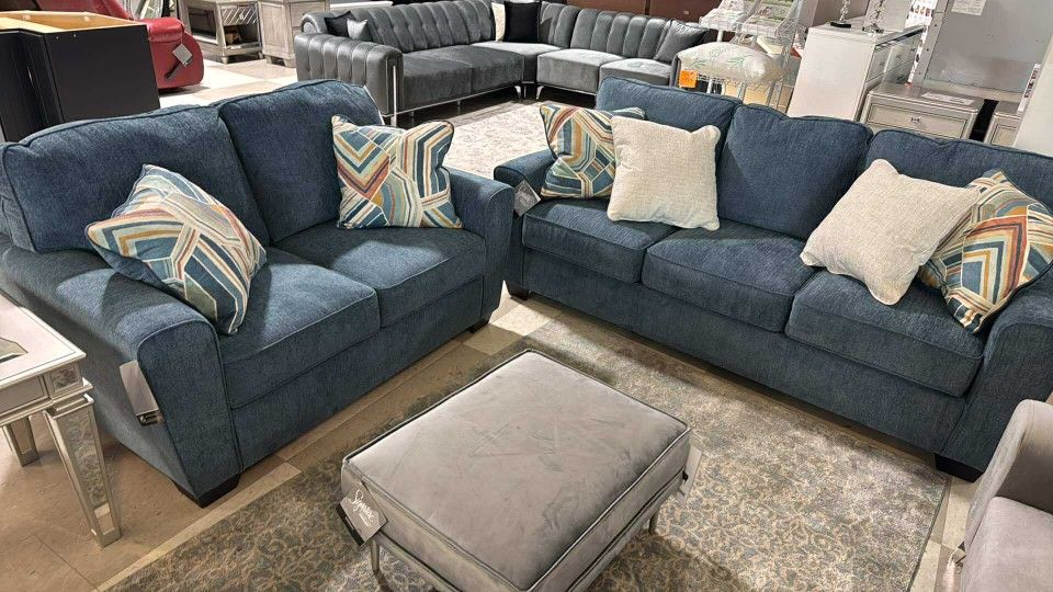 AP🎉 Cashton Sofa& Loveseat Set// Financing & Delivery Available