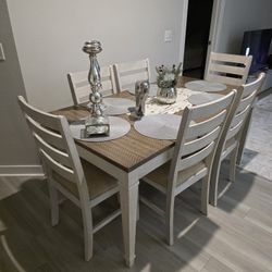 Dinning Table + 6 Chairs 