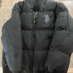 Men’s Size Large U.S. Polo Assn Puffer Jacket 
