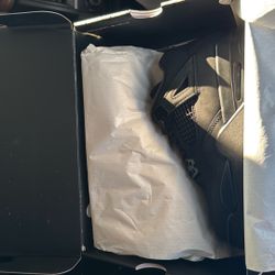 Jordan 4 