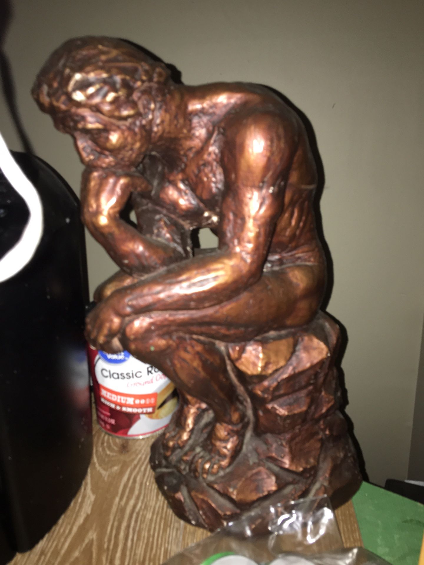 Thinkin man bronze art piece