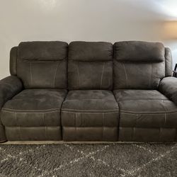 Recliner couches