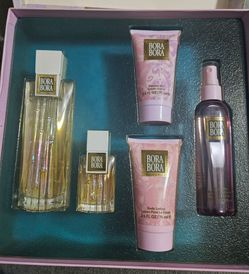Bora Bora Liz Claiborne Perfume Set