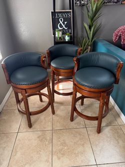 Set of 3 Brand New Cow top Leather Wooden Bar Stools, 29.5" Bar Height Bar Chair with Back, 180 Degrees Swivel Barstools Chair for Home Kitchen Counte