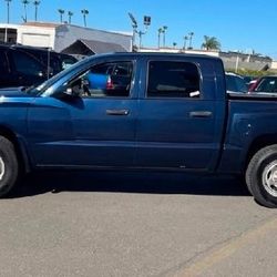 2006 Dodge Dakota