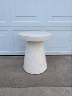 PALECEK Foley Natural White Agate Stone Side Table – Designer Indoor/Outdoor Table