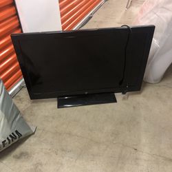 32 inch Westinghouse TV